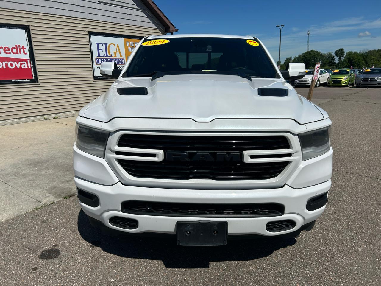 RAM 1500 Sport 4x4 Crew Cab 5'7" Box 2020