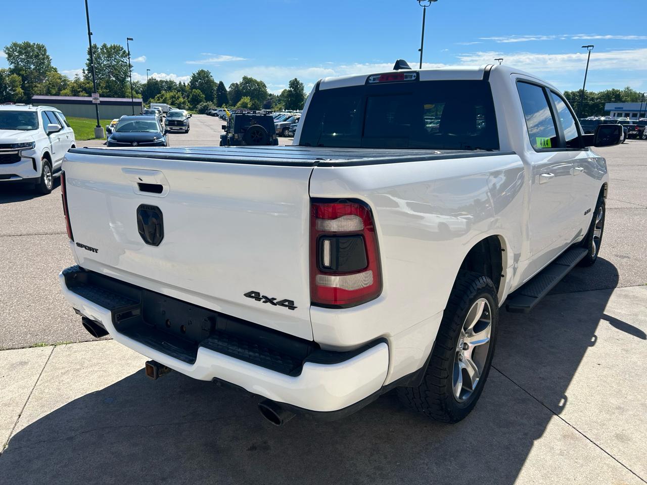 RAM 1500 Sport 4x4 Crew Cab 5'7" Box 2020
