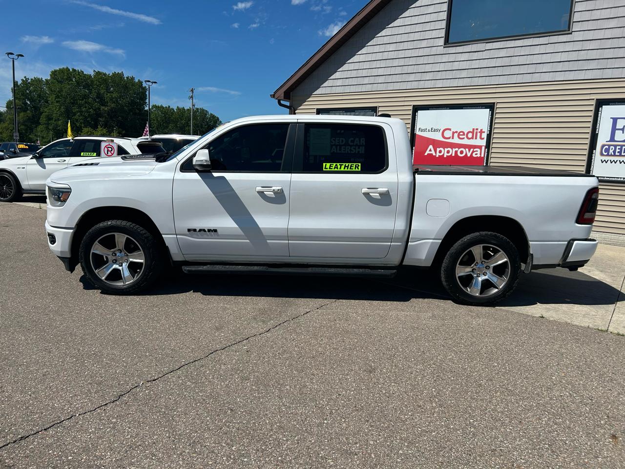 RAM 1500 Sport 4x4 Crew Cab 5'7" Box 2020
