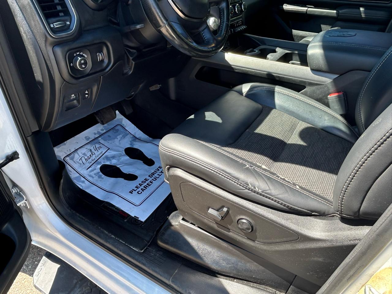 RAM 1500 Sport 4x4 Crew Cab 5'7" Box 2020