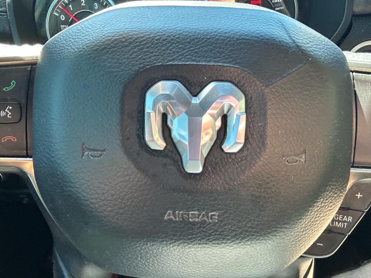 RAM 1500 Sport 4x4 Crew Cab 5'7" Box 2020