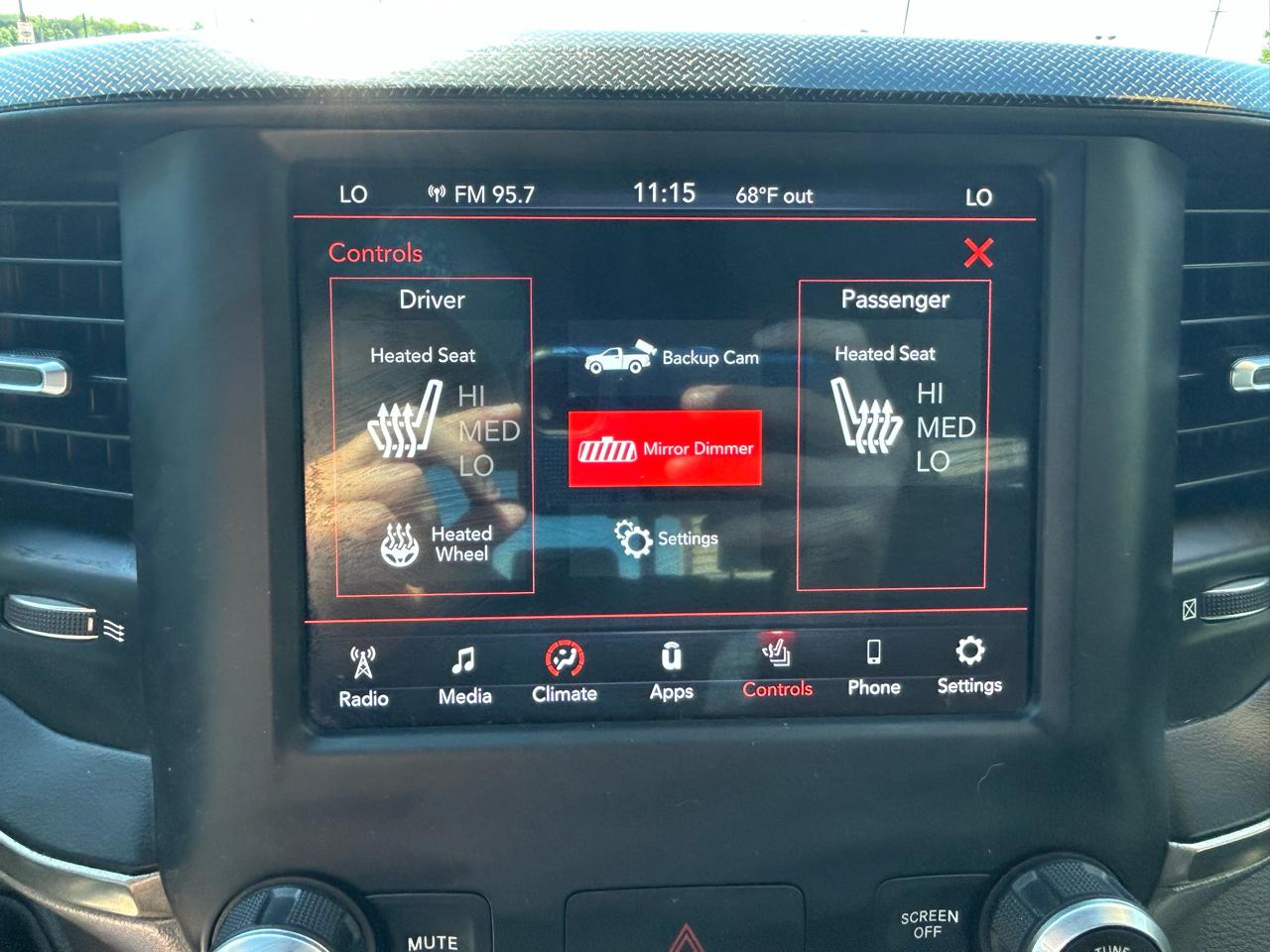 RAM 1500 Sport 4x4 Crew Cab 5'7" Box 2020