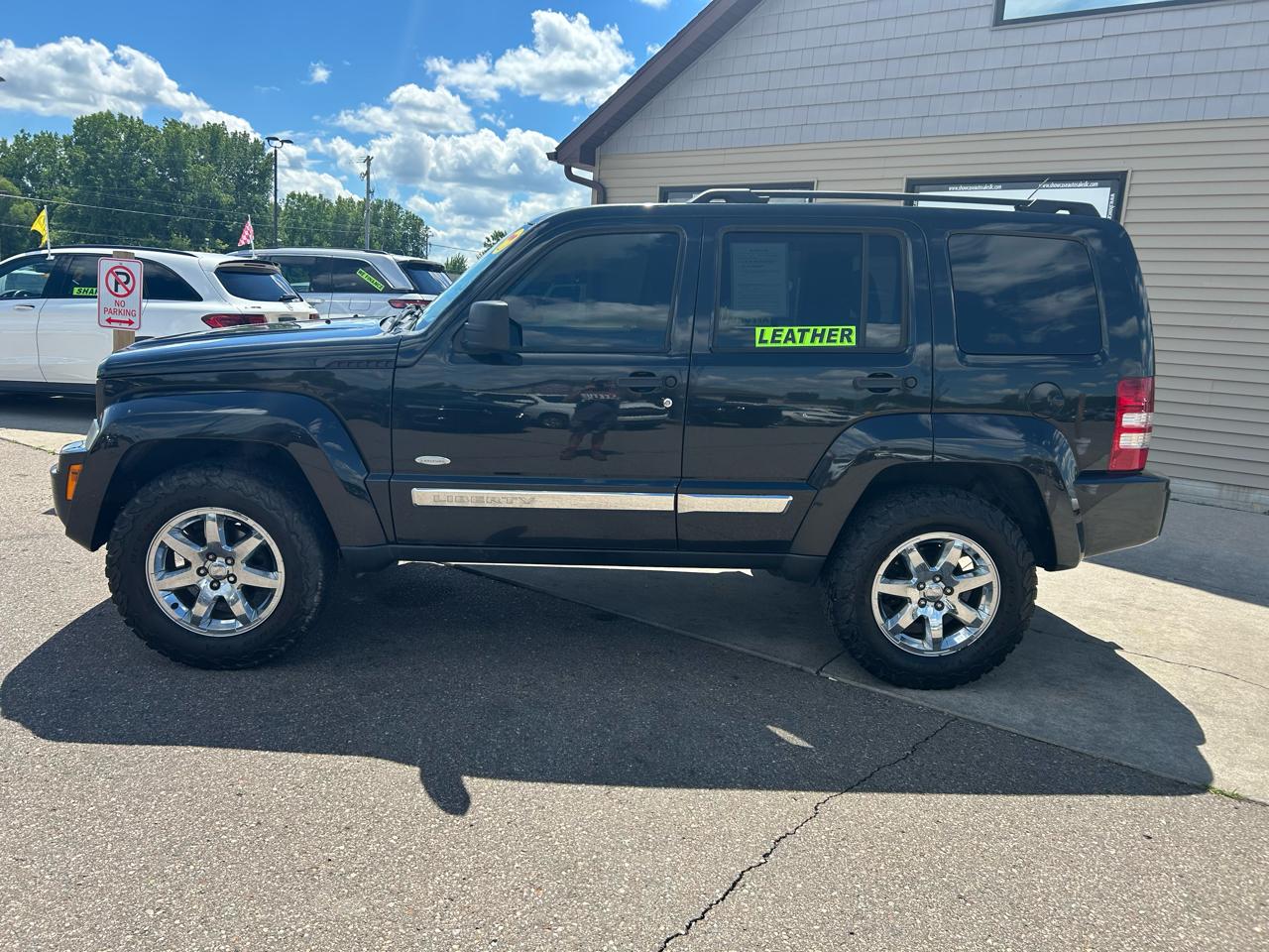 Jeep Liberty 4WD 4dr Sport Latitude 2012