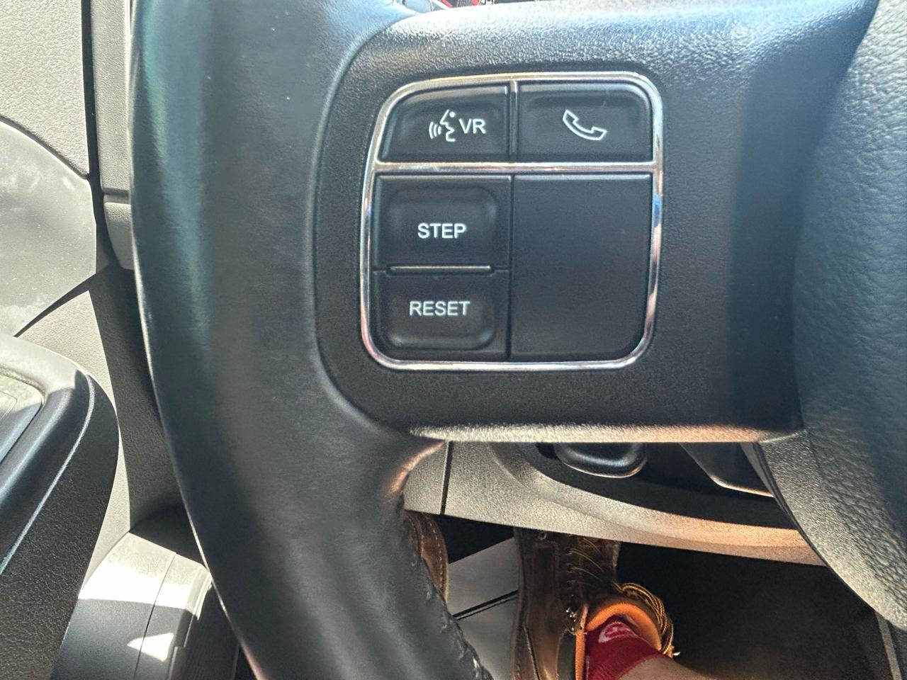 Jeep Liberty 4WD 4dr Sport Latitude 2012