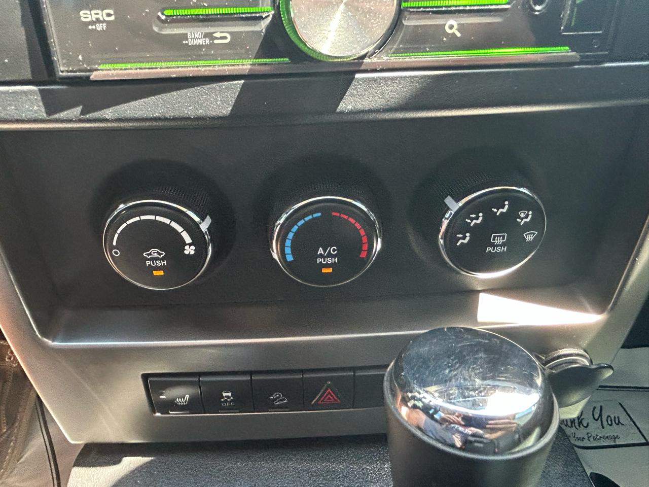 Jeep Liberty 4WD 4dr Sport Latitude 2012