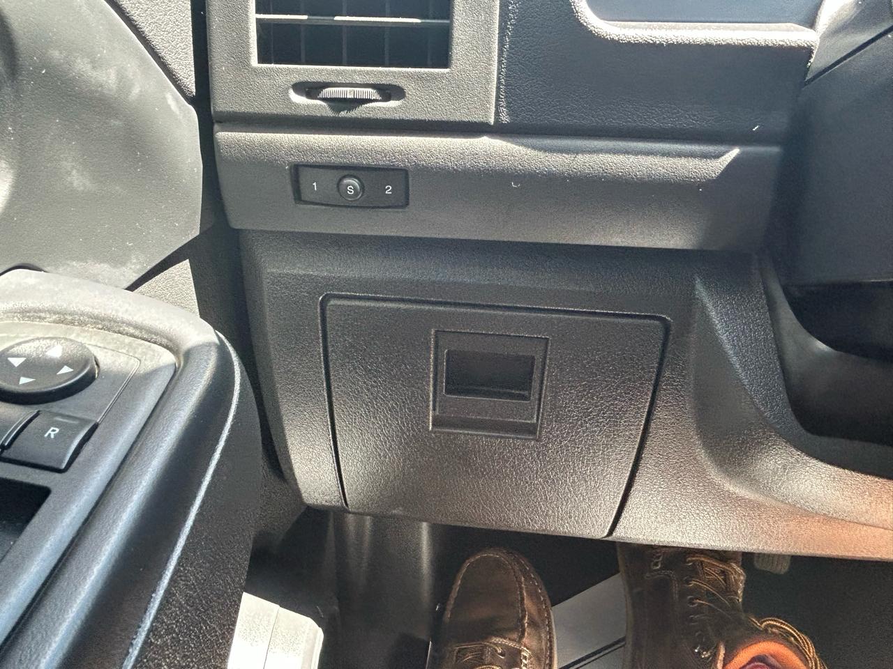Jeep Liberty 4WD 4dr Sport Latitude 2012