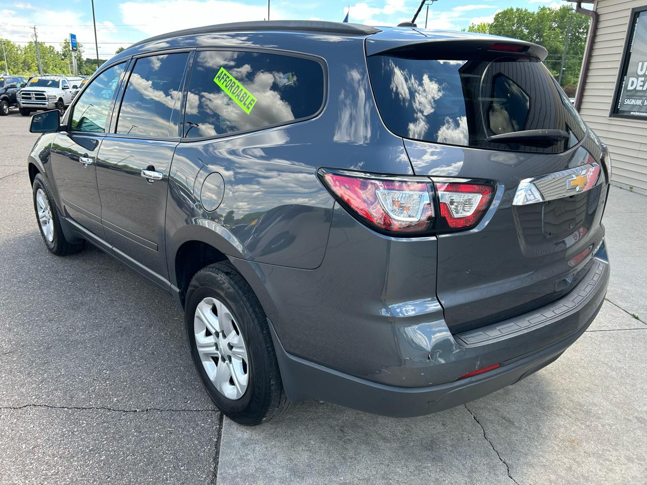 Chevrolet Traverse FWD 4dr LS 2013