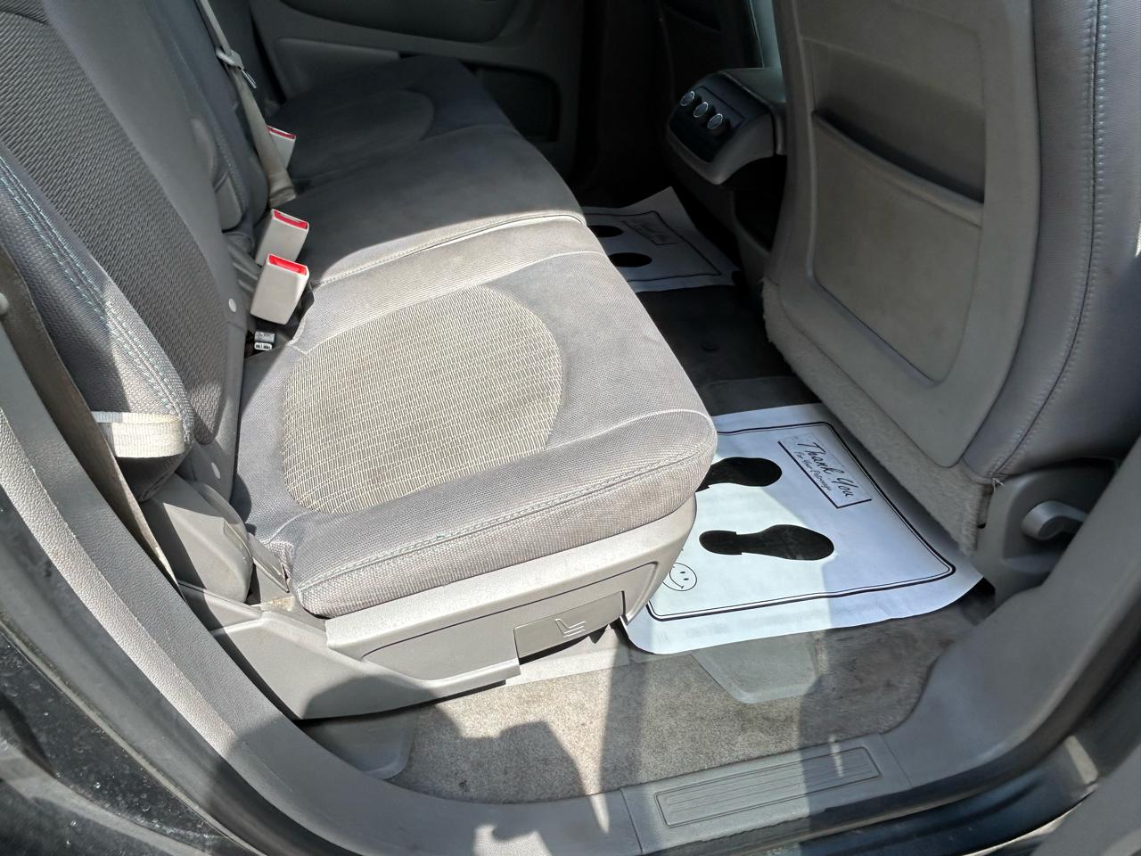 Chevrolet Traverse FWD 4dr LS 2013