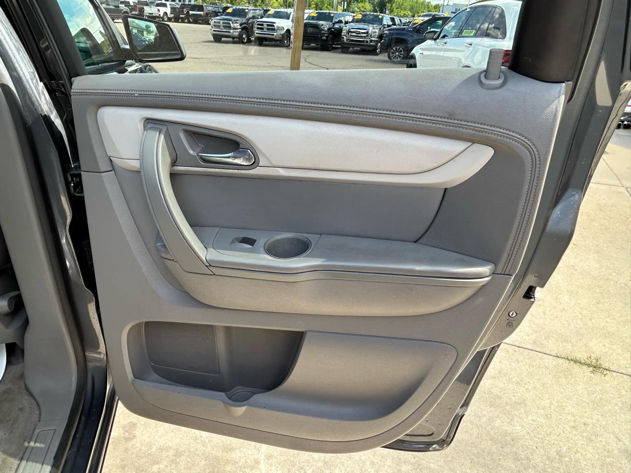 Chevrolet Traverse FWD 4dr LS 2013