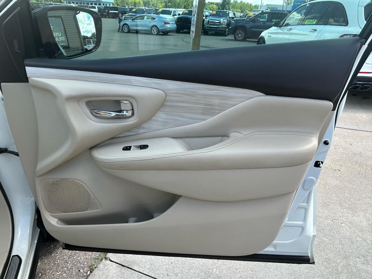 Nissan Murano FWD 4dr SL 2015