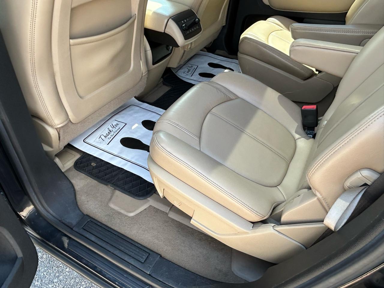 GMC Acadia AWD 4dr SLT2 2010