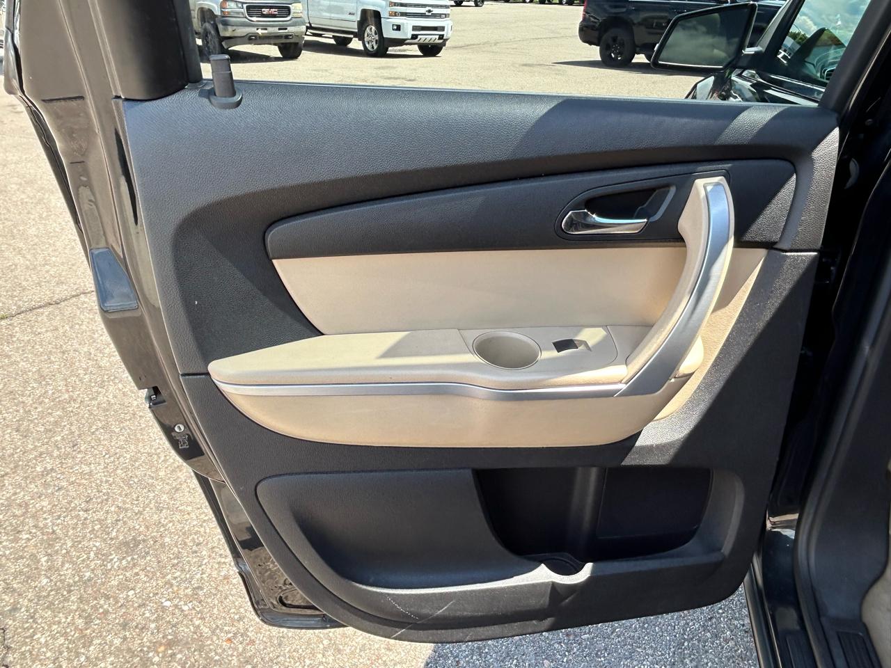 GMC Acadia AWD 4dr SLT2 2010