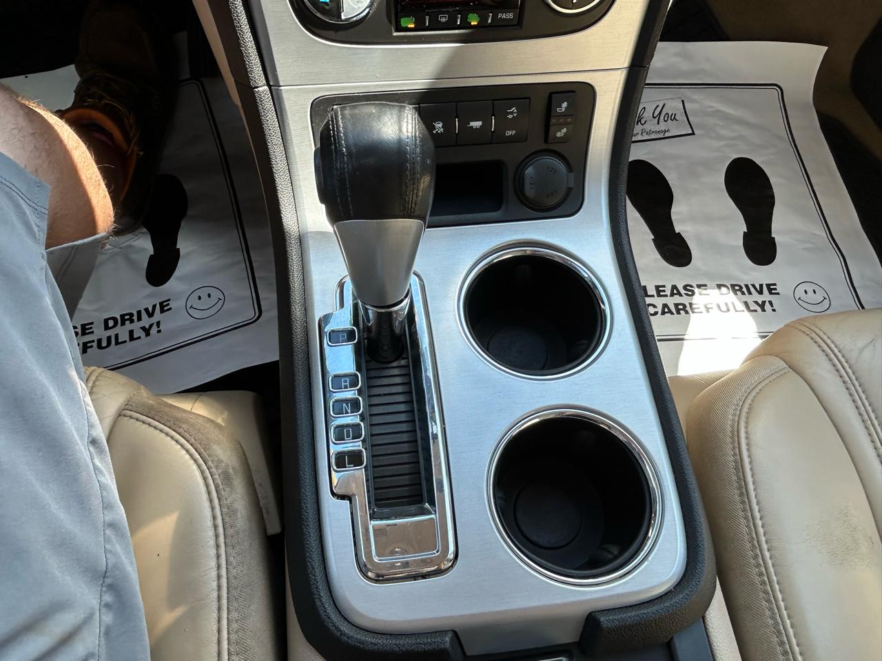GMC Acadia AWD 4dr SLT2 2010