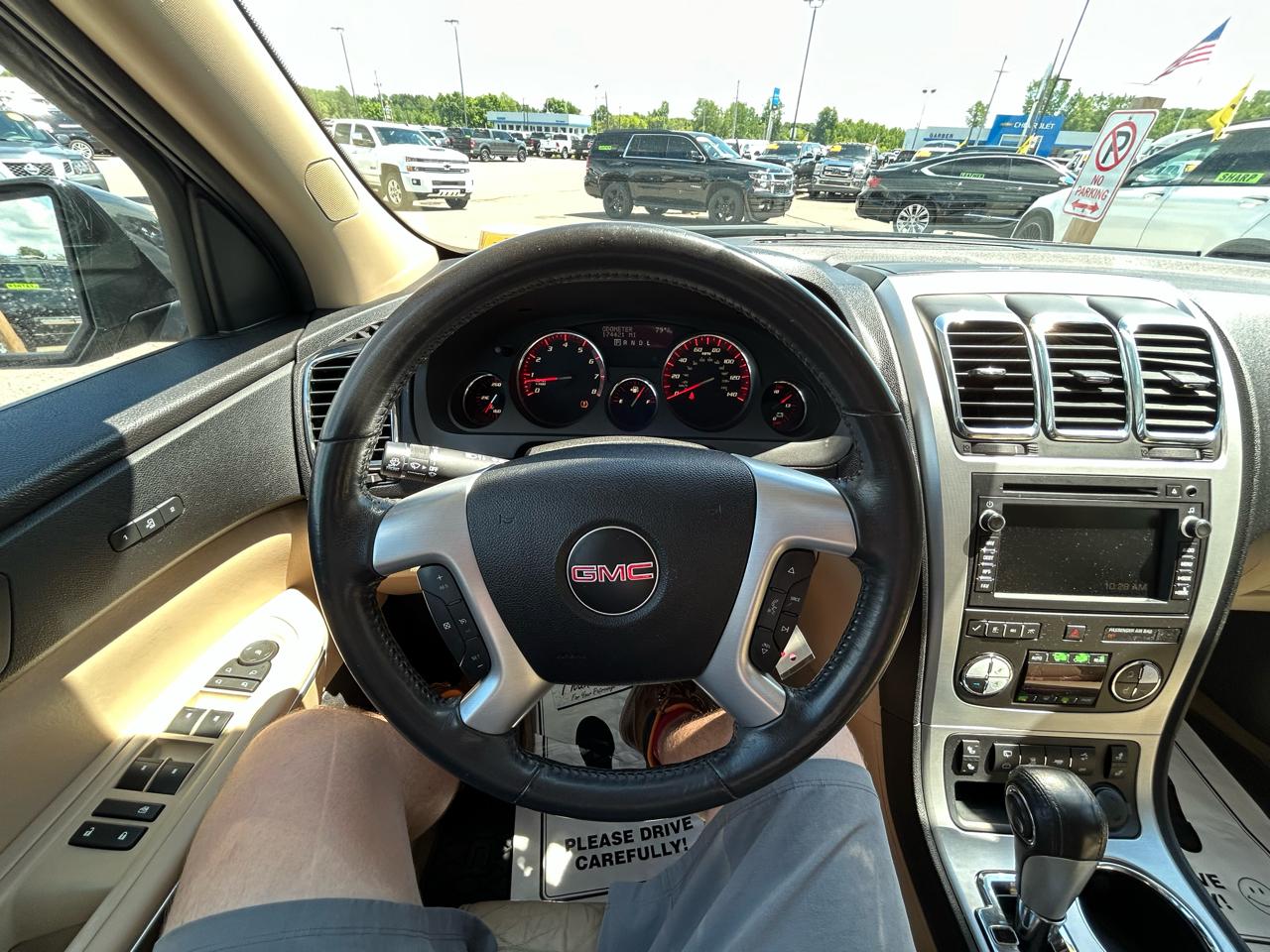 GMC Acadia AWD 4dr SLT2 2010