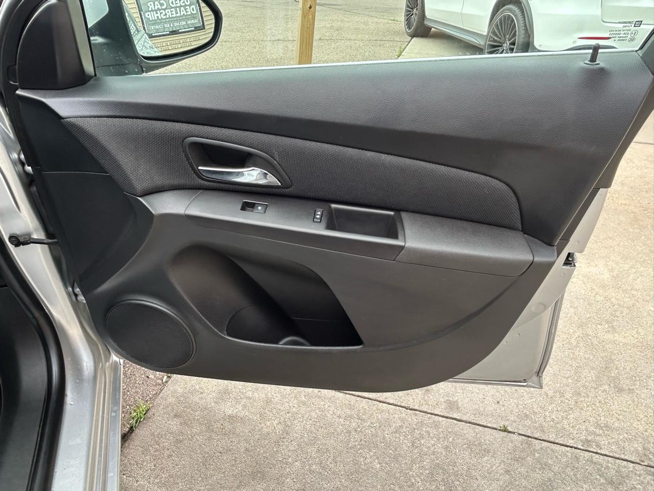 Chevrolet Cruze 4dr Sdn Auto 1LT 2015