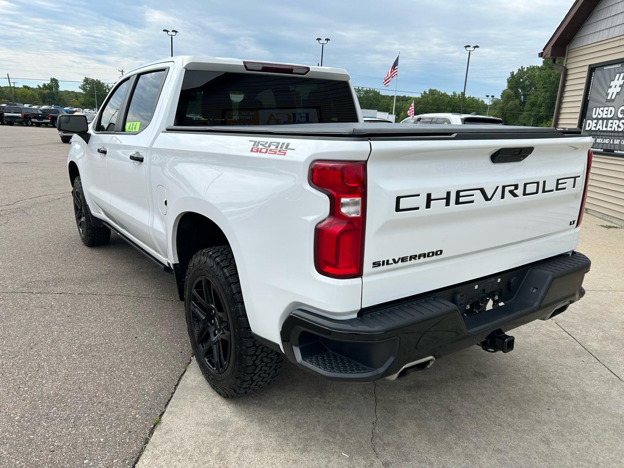 Chevrolet Silverado 1500 4WD Crew Cab 147" LT Trail Boss 2021