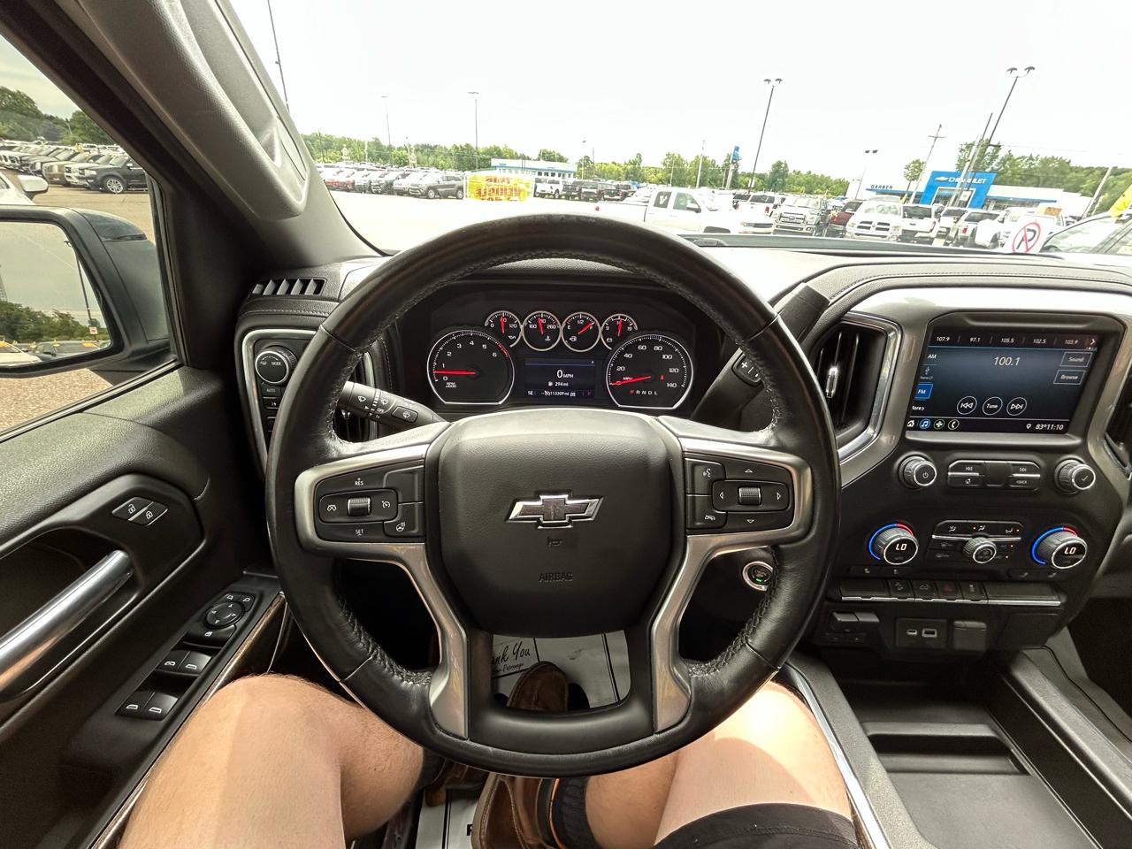 Chevrolet Silverado 1500 4WD Crew Cab 147" LT Trail Boss 2021