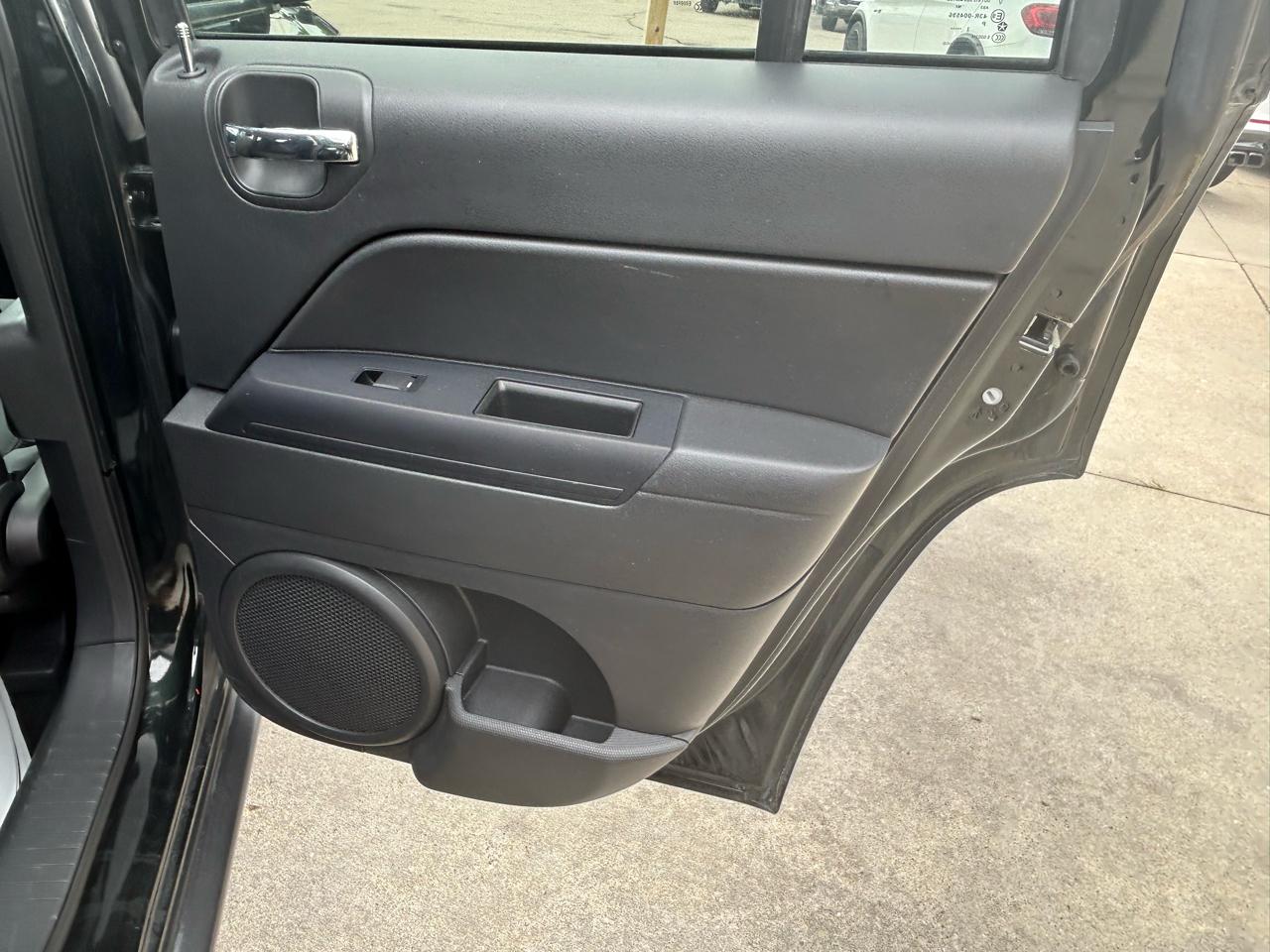 Jeep Compass FWD 4dr Latitude 2013
