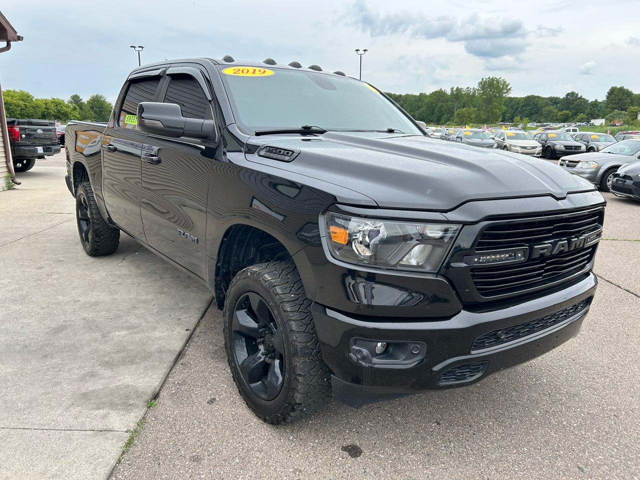RAM 1500 Big Horn/Lone Star 4x4 Crew Cab 5'7" Box 2019
