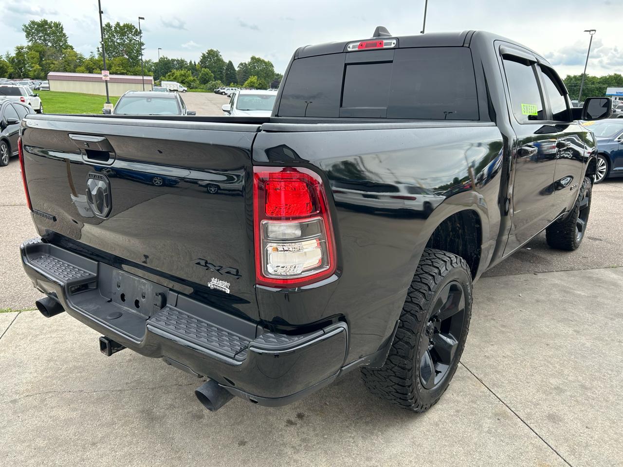 RAM 1500 Big Horn/Lone Star 4x4 Crew Cab 5'7" Box 2019