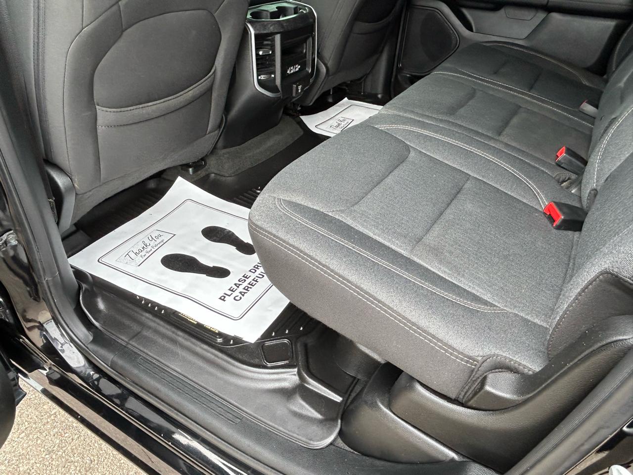 RAM 1500 Big Horn/Lone Star 4x4 Crew Cab 5'7" Box 2019
