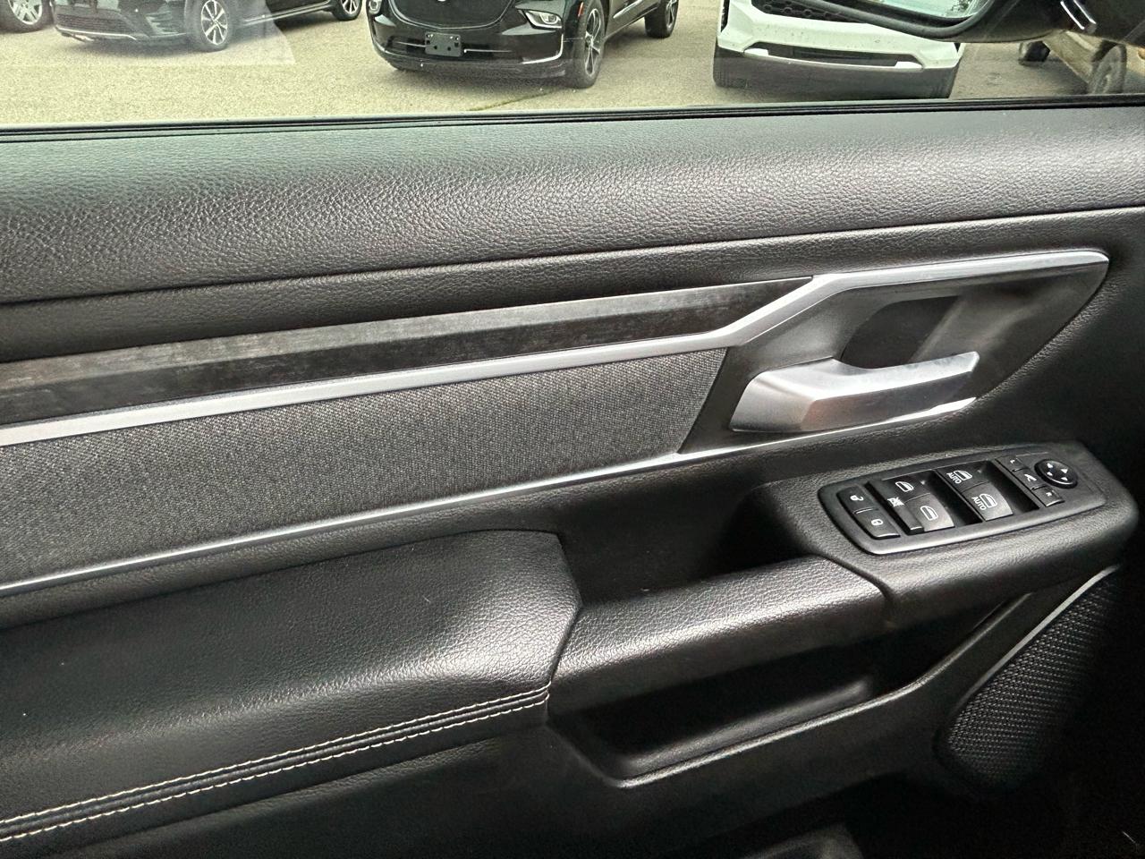 RAM 1500 Big Horn/Lone Star 4x4 Crew Cab 5'7" Box 2019