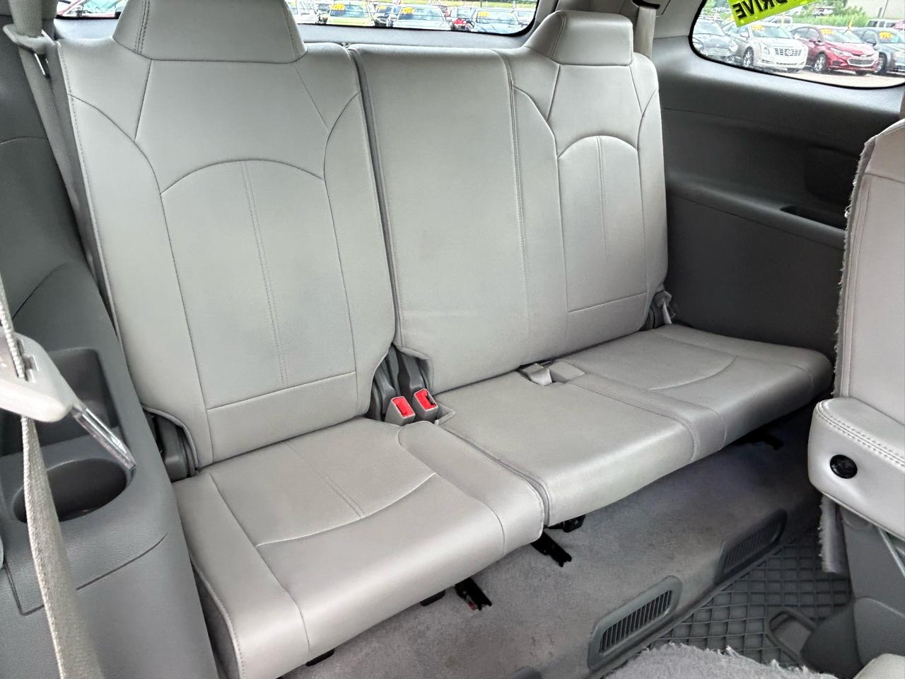 GMC Acadia AWD 4dr SLT w/SLT-1 2016