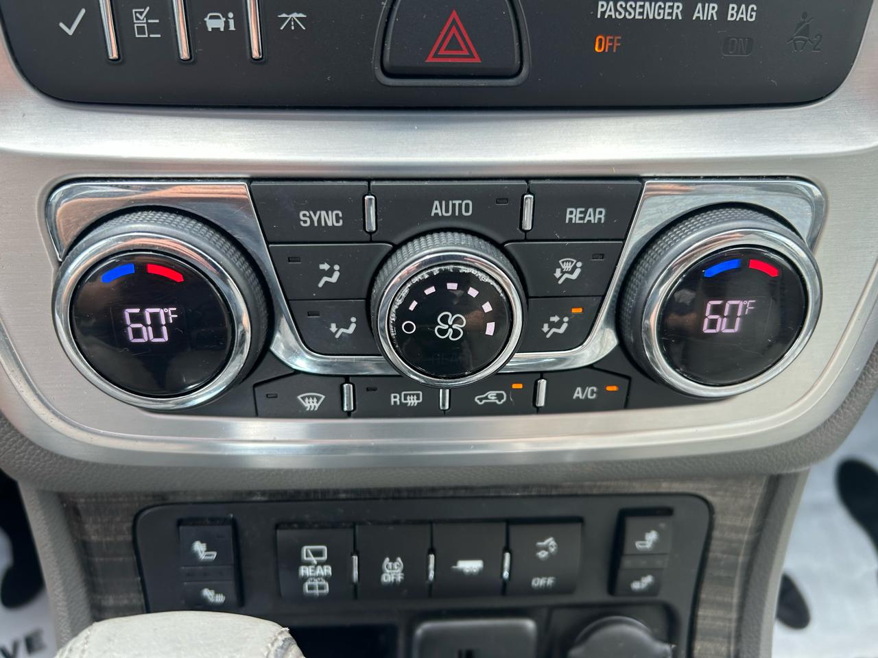 GMC Acadia AWD 4dr SLT w/SLT-1 2016