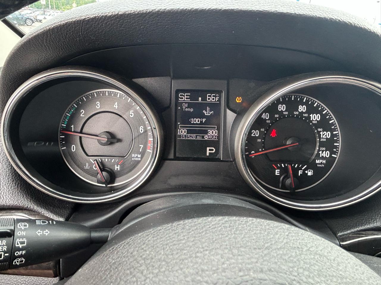 Jeep Grand Cherokee 4WD 4dr Laredo 2011
