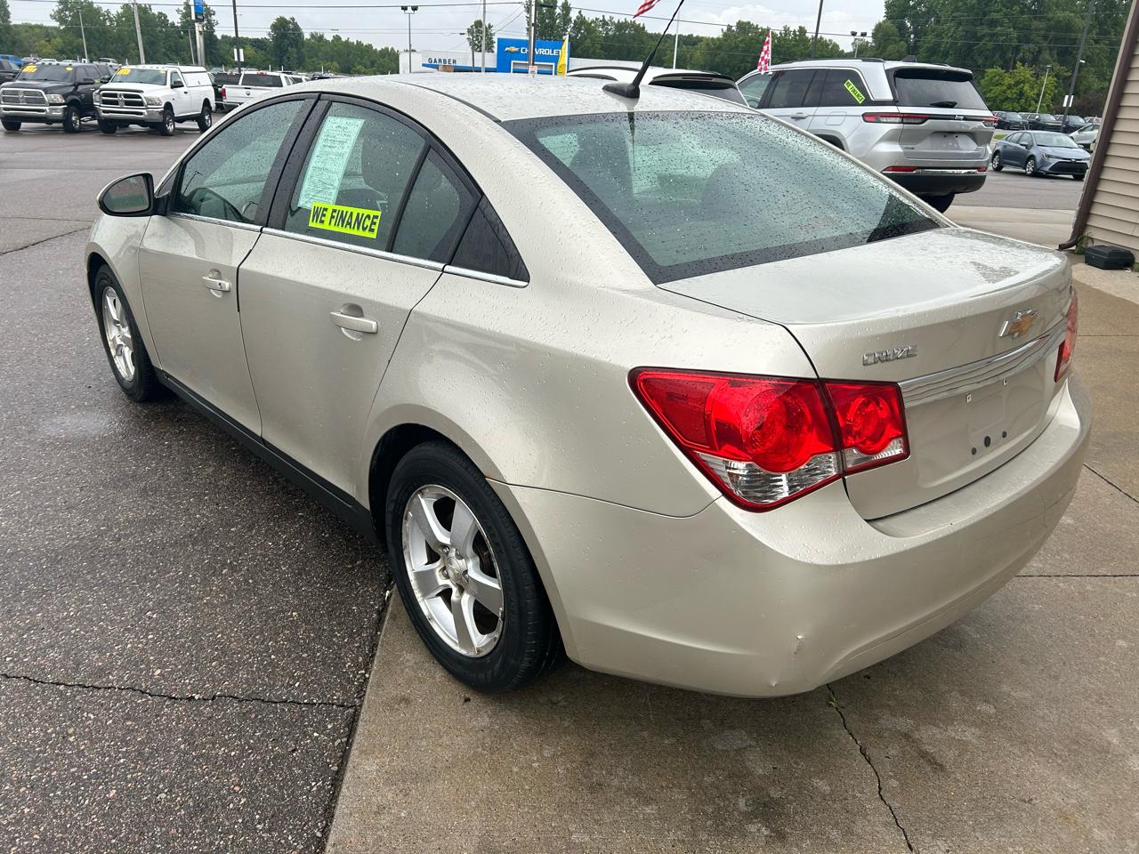 Chevrolet Cruze 4dr Sdn Auto 1LT 2013