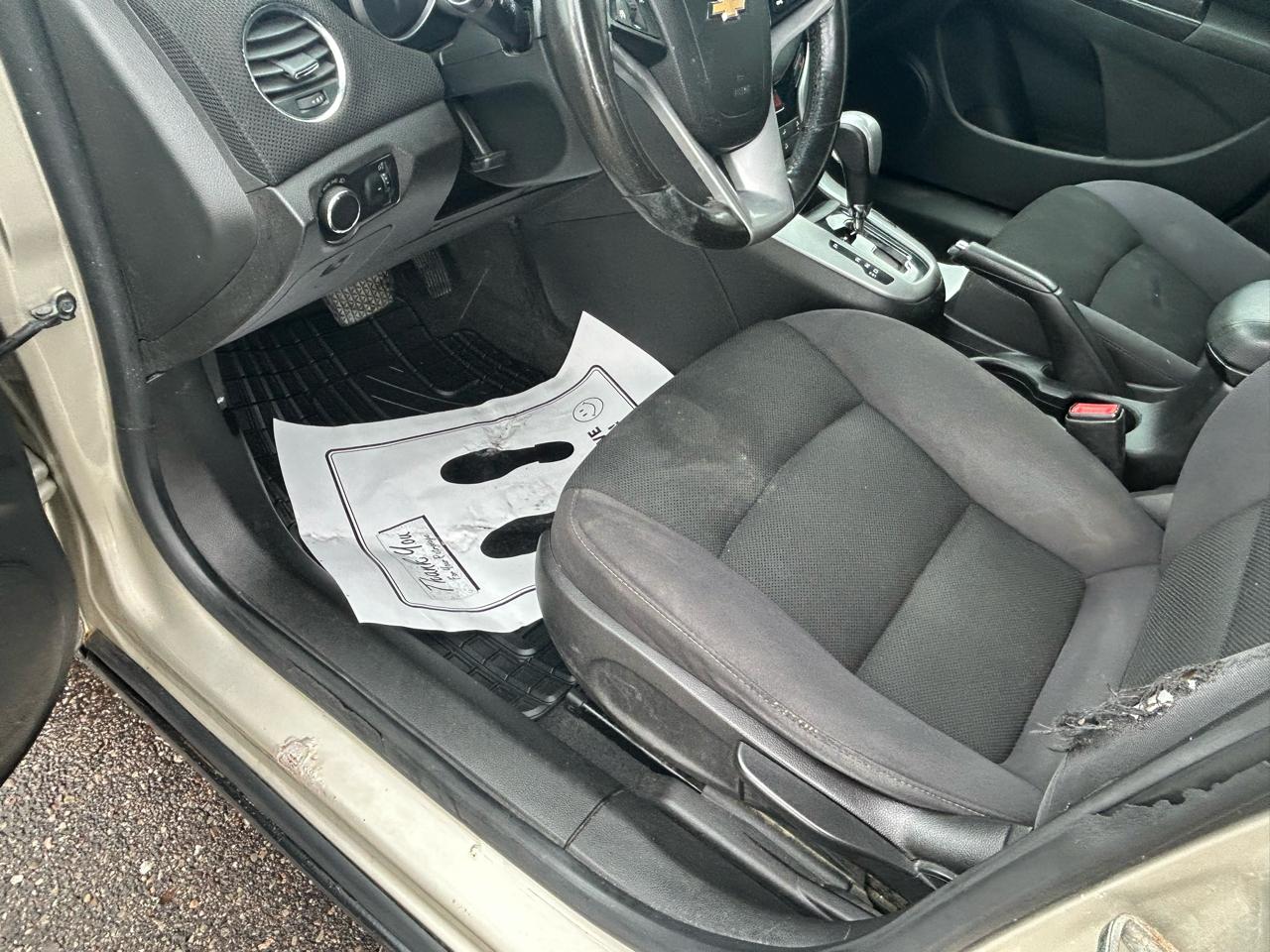 Chevrolet Cruze 4dr Sdn Auto 1LT 2013