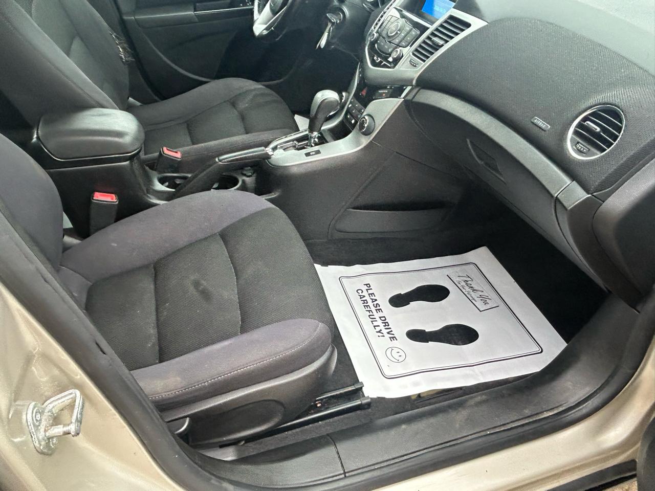 Chevrolet Cruze 4dr Sdn Auto 1LT 2013