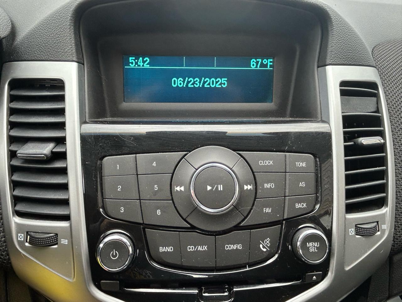 Chevrolet Cruze 4dr Sdn LT w/1LT 2012