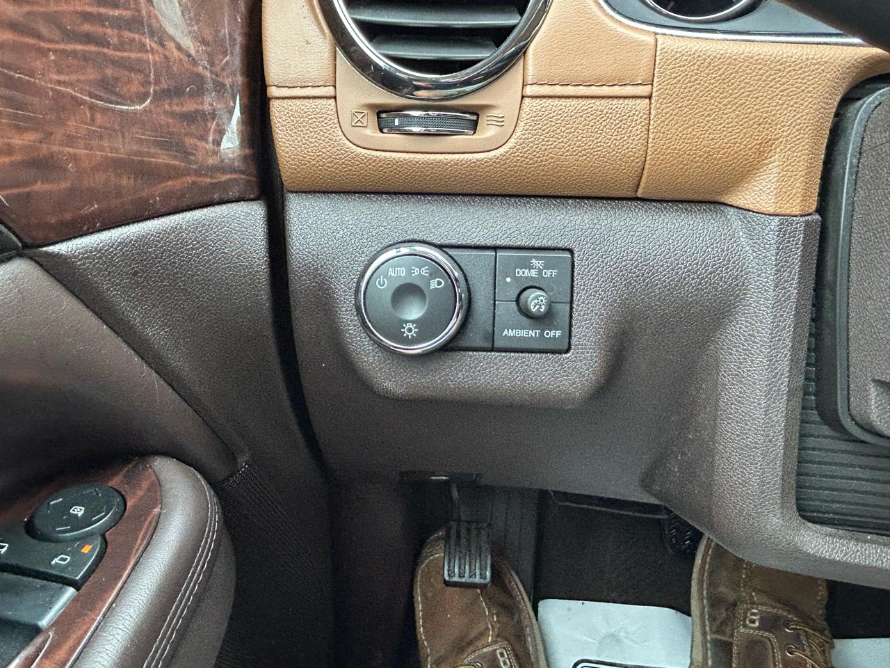Buick Enclave FWD 4dr Leather 2014