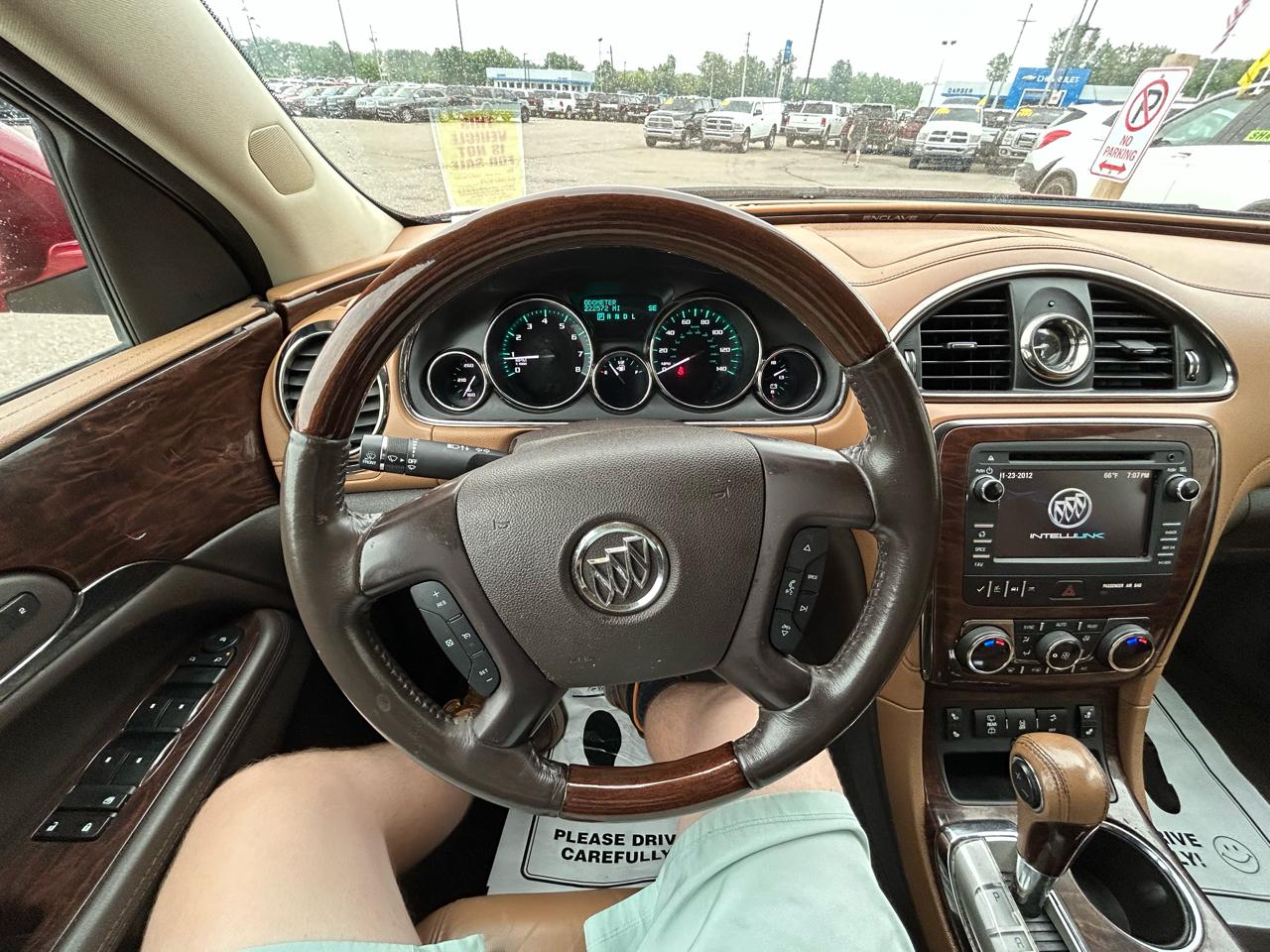 Buick Enclave FWD 4dr Leather 2014