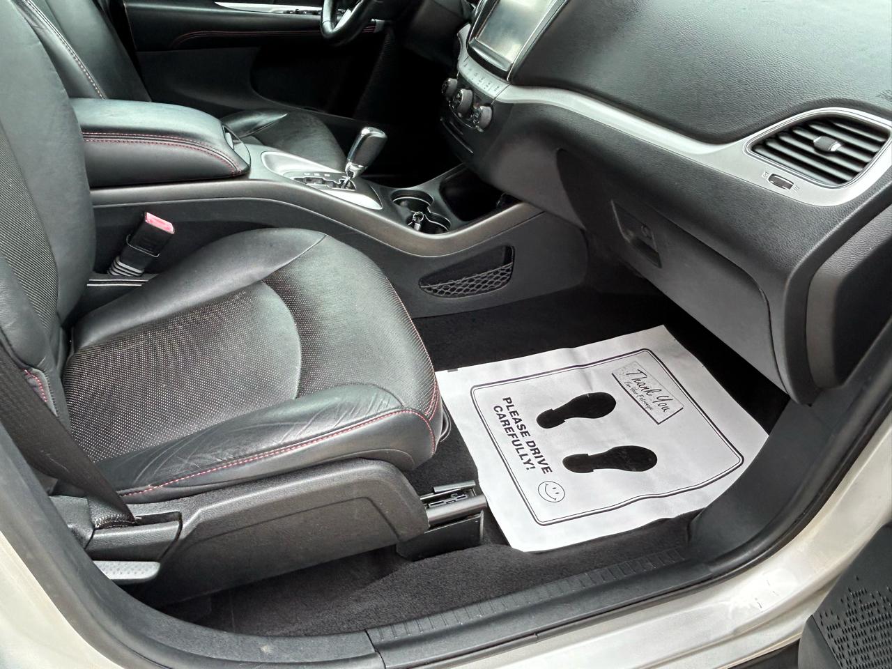 Dodge Journey FWD 4dr R/T 2013