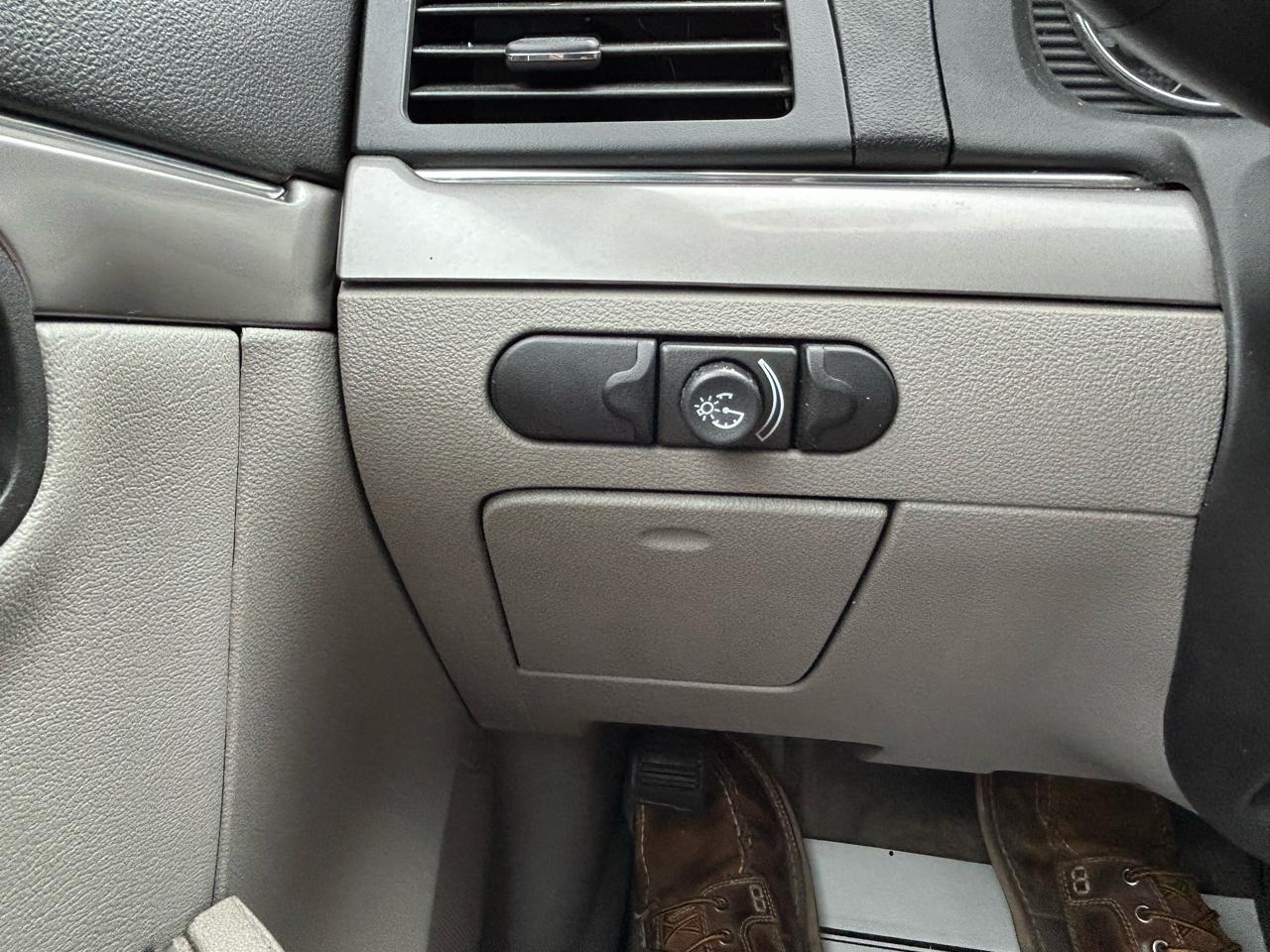 Saturn Aura 4dr Sdn XE 2007