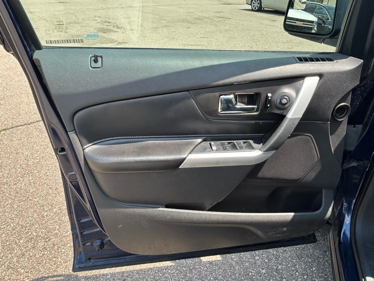 Ford Edge 4dr SE FWD 2011