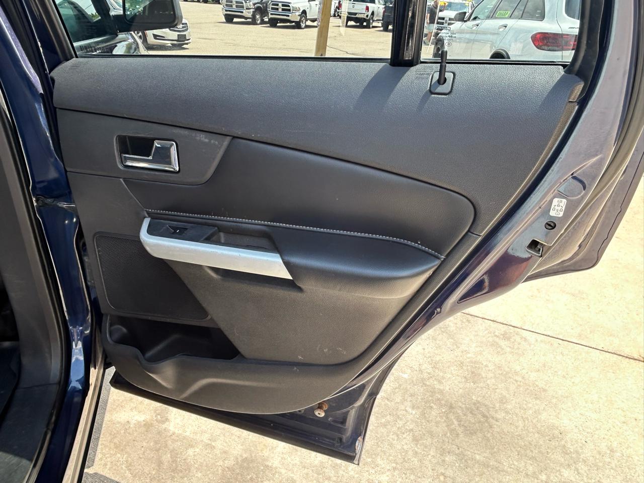 Ford Edge 4dr SE FWD 2011