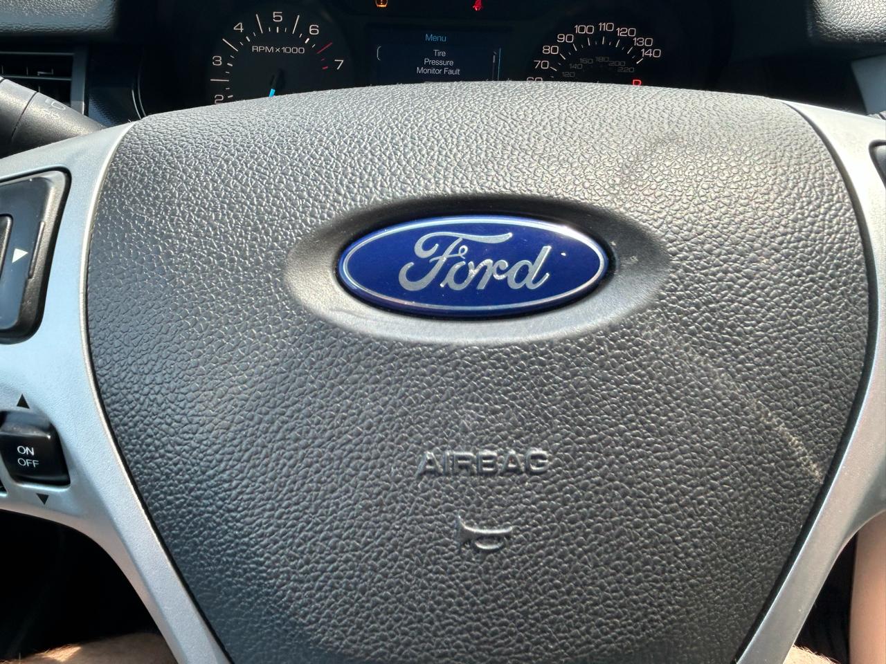 Ford Edge 4dr SE FWD 2011