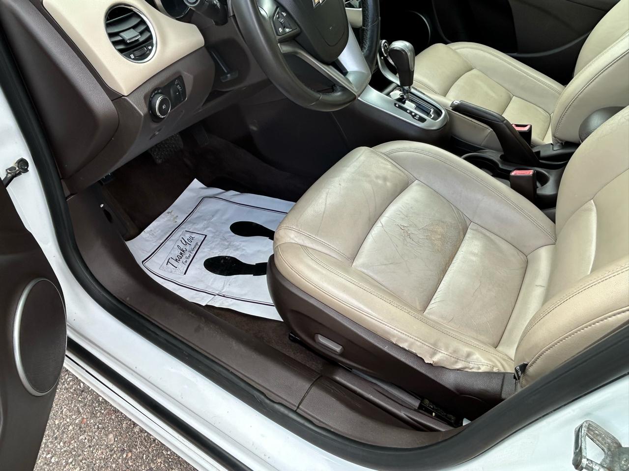 Chevrolet Cruze 4dr Sdn LTZ 2012