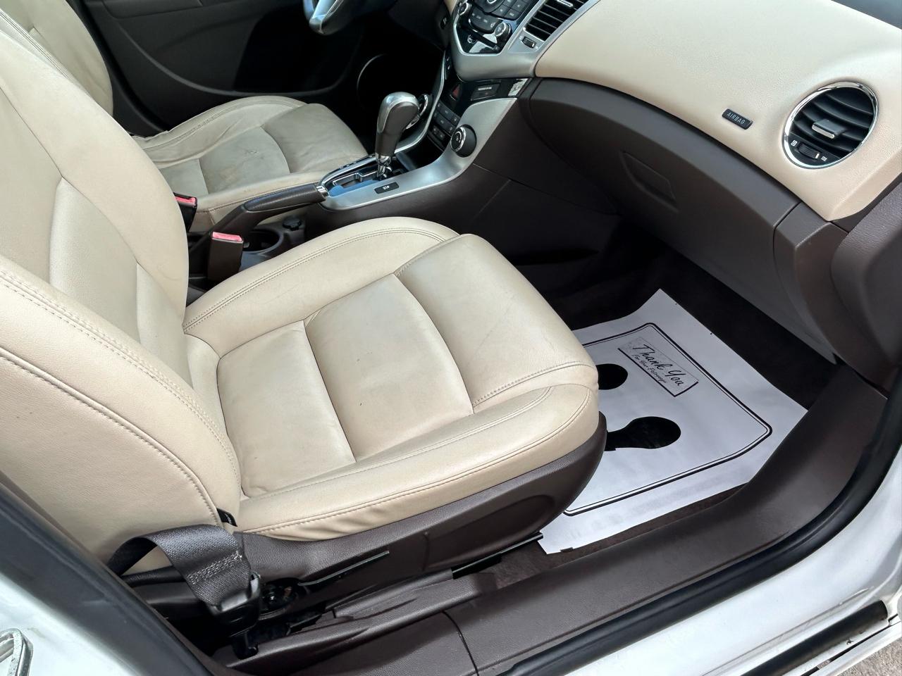 Chevrolet Cruze 4dr Sdn LTZ 2012