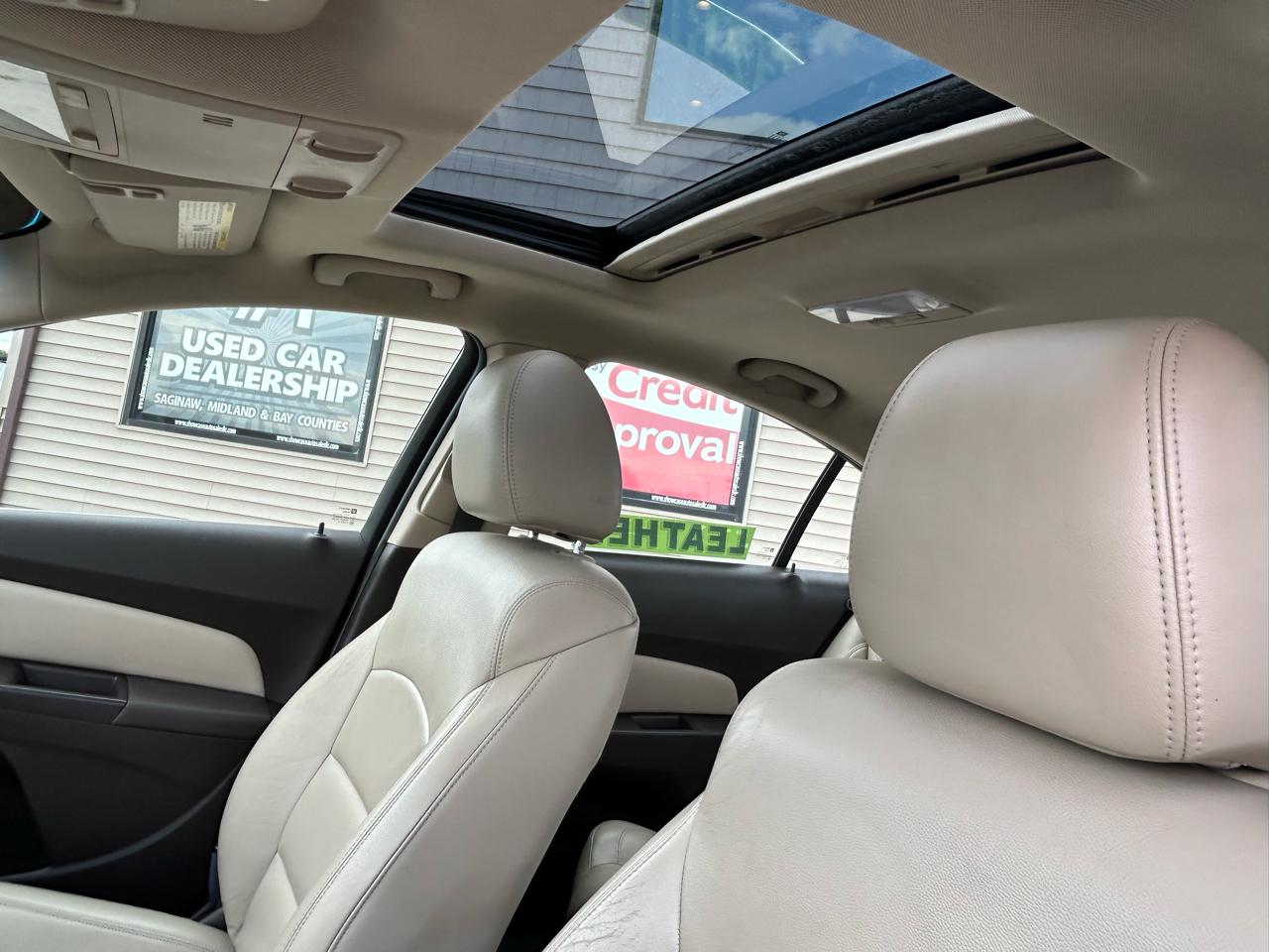 Chevrolet Cruze 4dr Sdn LTZ 2012