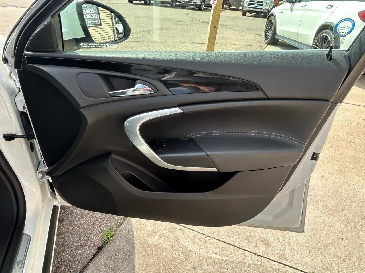 Buick Regal 4dr Sdn CXL RL1 (Oshawa) 2011