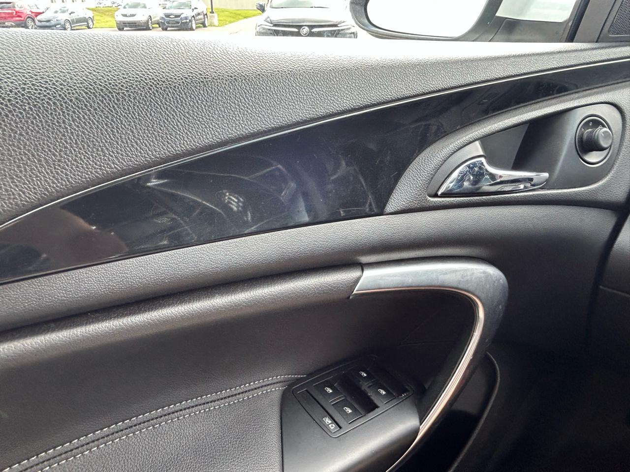 Buick Regal 4dr Sdn CXL RL1 (Oshawa) 2011