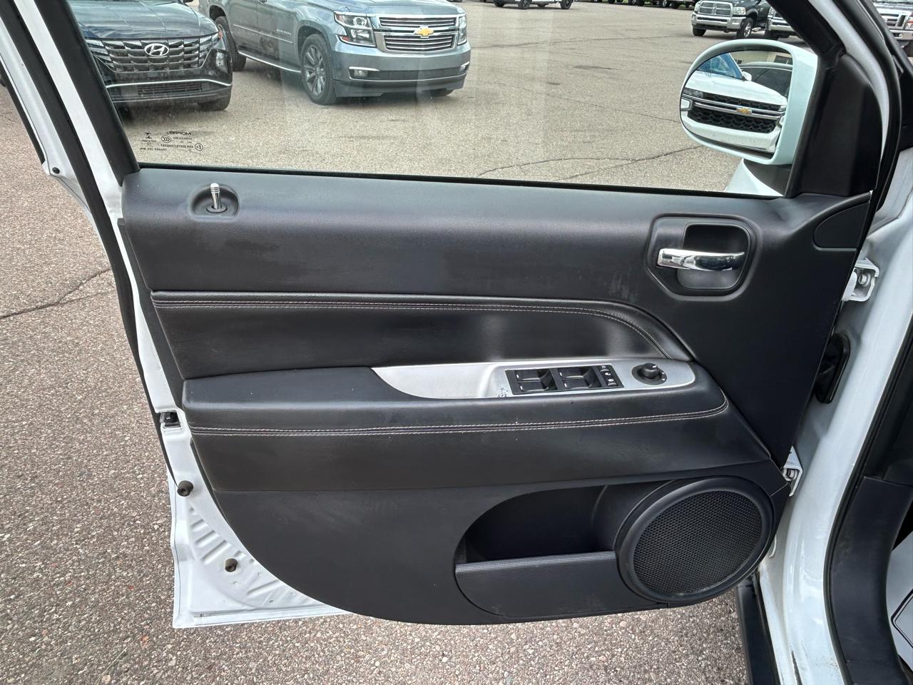 Jeep Compass FWD 4dr Latitude 2016