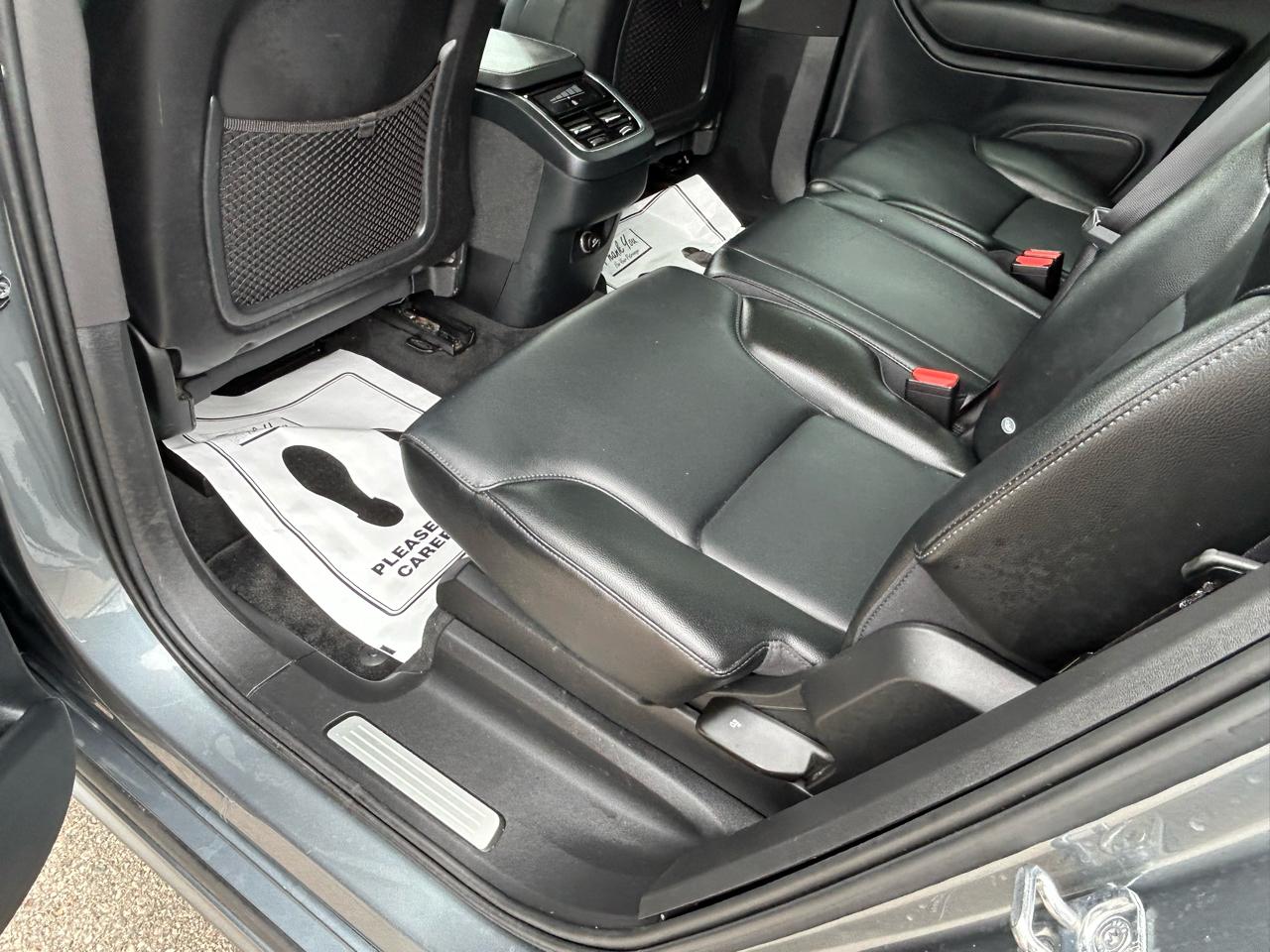 Volvo XC90 T5 AWD 7-Passenger Momentum 2018