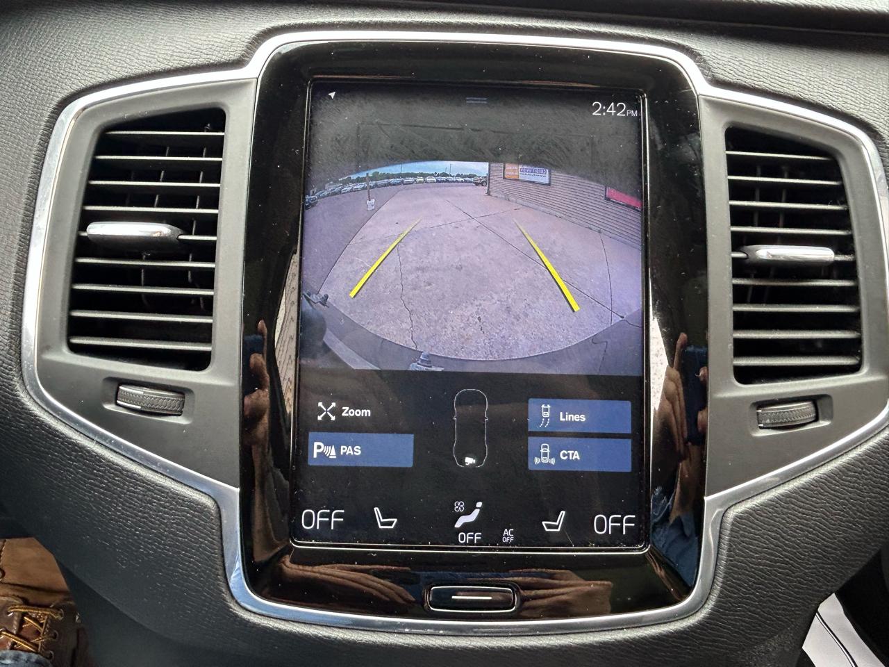 Volvo XC90 T5 AWD 7-Passenger Momentum 2018
