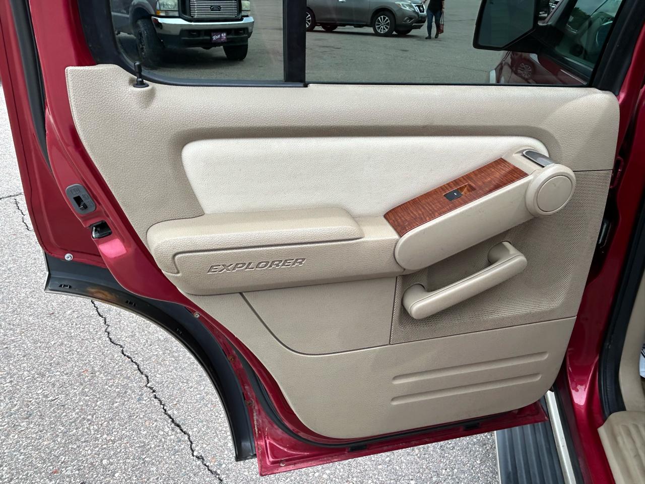 Ford Explorer 4WD 4dr V6 Eddie Bauer 2007