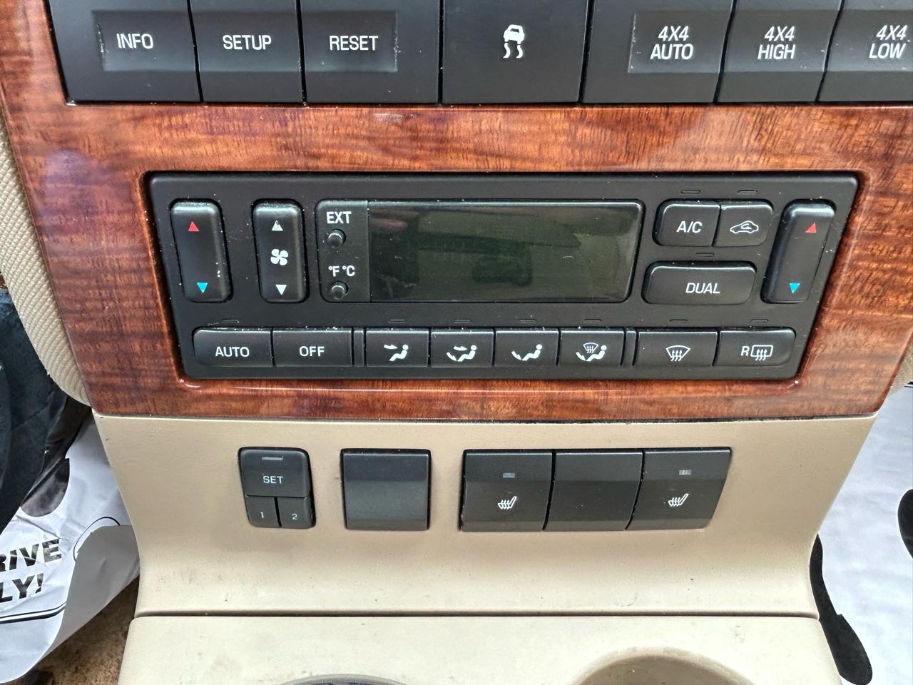 Ford Explorer 4WD 4dr V6 Eddie Bauer 2007